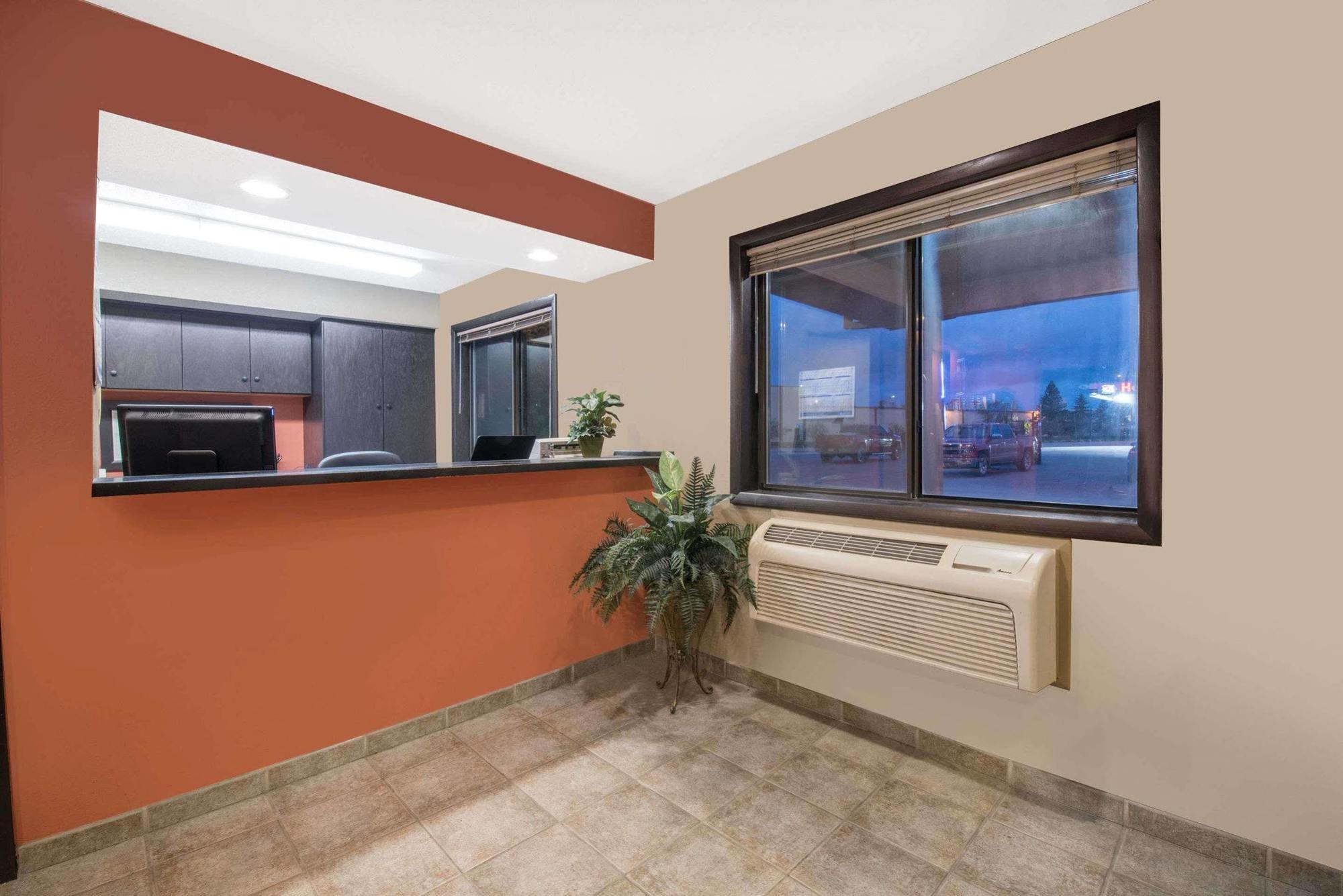 Hotel Super 8 By Wyndham Warroad Exterior foto